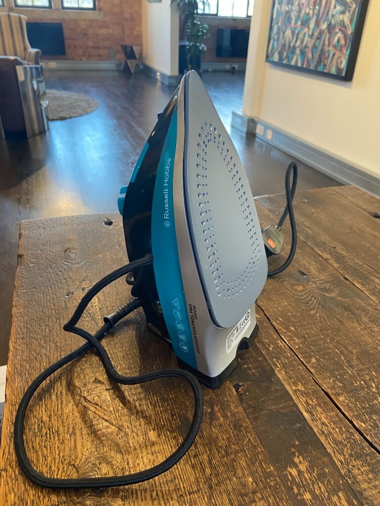 russell hobbs colour control pro 2400w